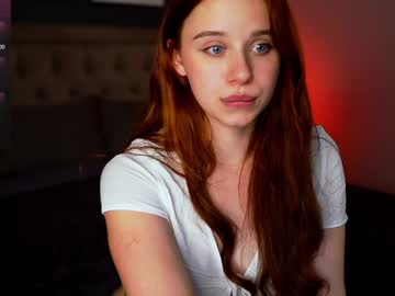 girl
        alice_russel cam image #183860