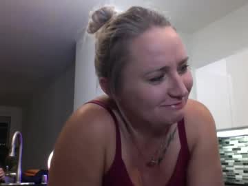 couple Sex Cam Older Woman with mr_mgmtx