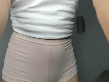 girl
        saturn__xx cam image #92789