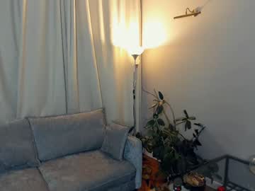 girl
        not_fall_in_love cam image #110544