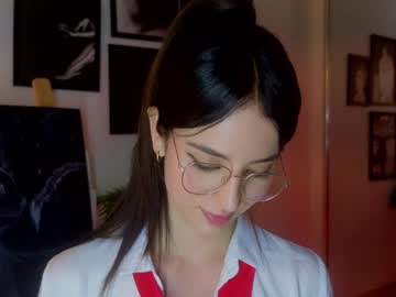 girl
        ateneasantacruz cam image #165334