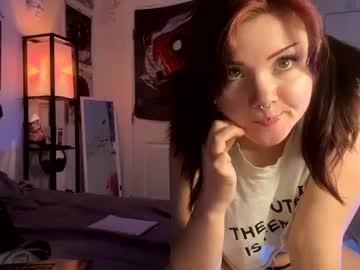 girl
        usedmisfit cam image #105220