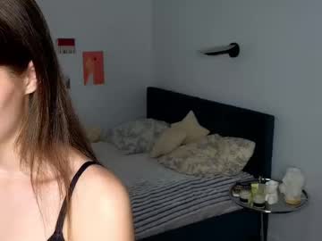 girl
        smoothnesss cam image #264757