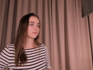 girl
        dominogoulder cam image #217395