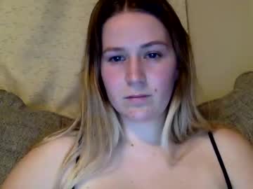 girl
        tiffanyann5754 cam image #148617