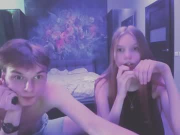 girl
        annichka cam image #97822