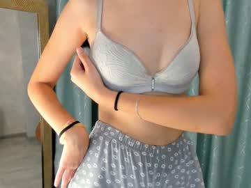 girl
        fannyhanners cam image #190675