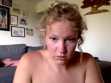 girl
        bigbootyblonde22 cam image #98187