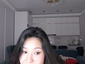 girl
        _bilberry_ cam image #11563