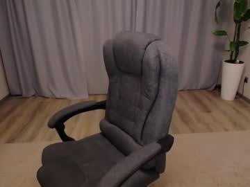 girl
        ava_leey cam image #173260