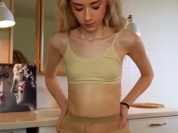 girl
        but_not_for_freeeeee cam image #212831