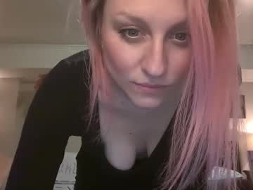 girl
        hopelips cam image #124312