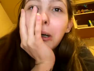girl
        lexiibrat cam image #57604