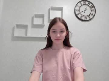 girl
        wwjoi cam image #129808