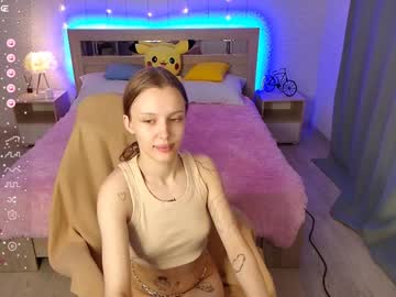 girl
        lesyahayes cam image #187359