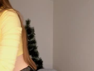 girl
        catherinemahoney cam image #33990