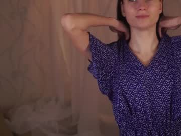 girl
        ashleyflitton cam image #229923