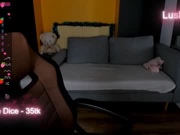 girl
        mad_wedchannel cam image #44576