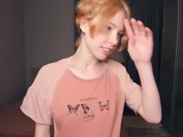 girl
        white_vsensation cam image #111721