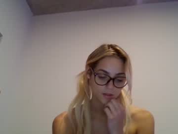 girl
        heatherlovex cam image #170086