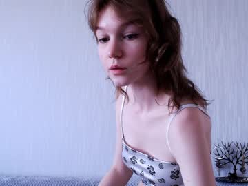 girl
        the_mayhem_ cam image #74048