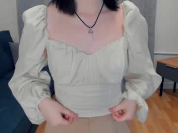 girl
        augustadyer cam image #158620