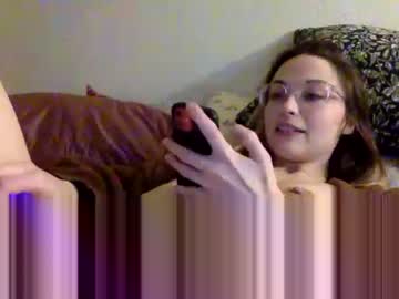 girl
        bakedmommy cam image #132580