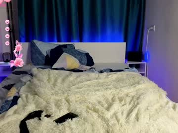 girl
        rosaflowers__ cam image #179696