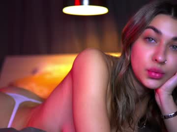 girl Sex Cam Older Woman with tait_less