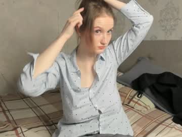 girl
        bridgetgodbold cam image #149471