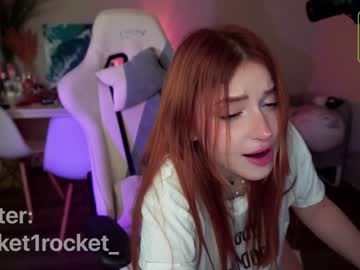 girl
        pocketrocket_ cam image #15230