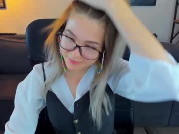 girl
        lisa_roses cam image #39869