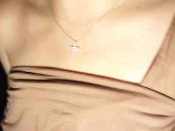 girl
        soifiee cam image #42559
