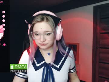 girl
        lina2d_tyan cam image #148347