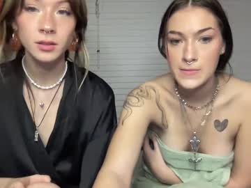 girl
        daisysxxo cam image #220482