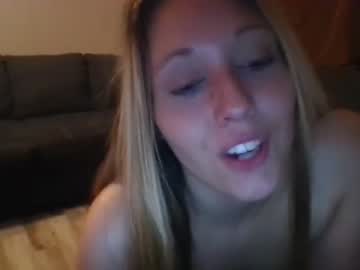 girl
        badbunny19_ cam image #134962