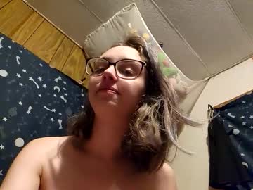 girl
        foxyzoie cam image #187502