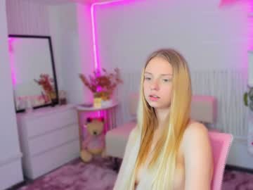 girl Sex Cam Older Woman with laura_sun_