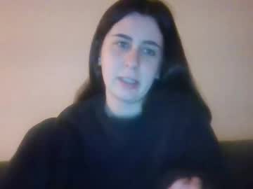 girl
        tillkoney cam image #217910