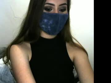 girl
        perkylactatinglatina cam image #35522
