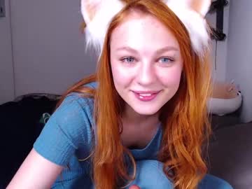 girl
        sophie_irl cam image #10004