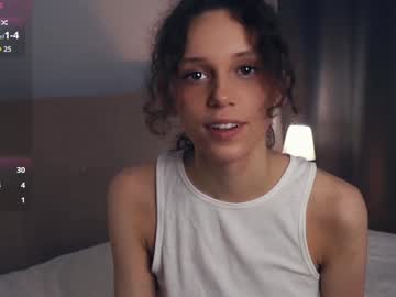 girl
        elvahamling cam image #214168