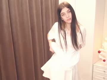 girl
        jenniferdickson cam image #136791