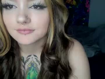girl
        moonwitch6 cam image #96988