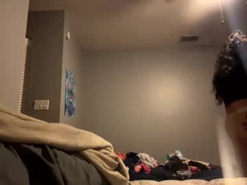 girl
        braelynx cam image #189852