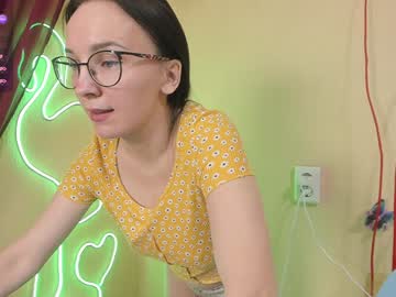 girl Sex Cam Older Woman with rebecca_kisa