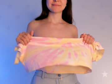 girl
        elliehunt cam image #105465