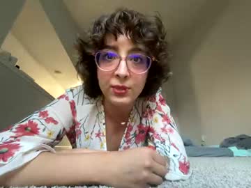 girl
        orchidladyllama cam image #162222