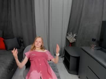 girl
        lorettacodd cam image #184870
