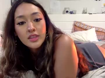 girl
        teleaevansss cam image #145567